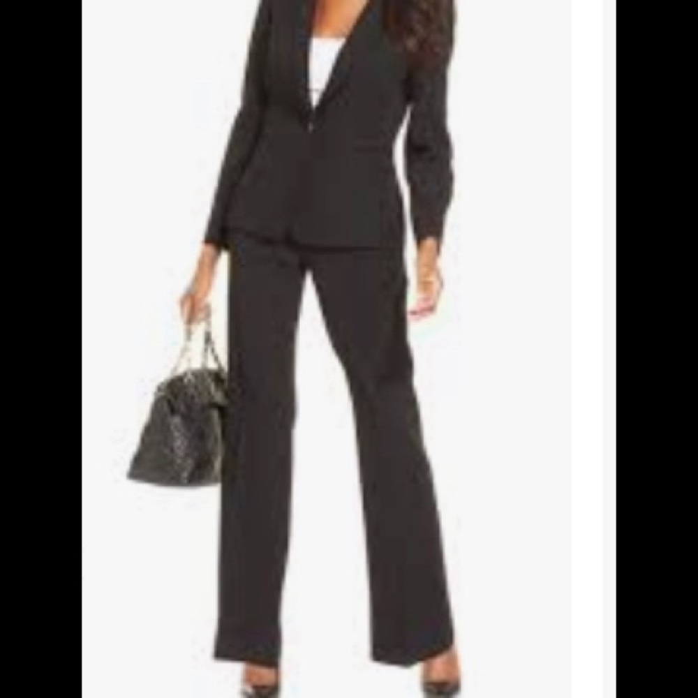 Women’s Tahari Black suit size 2